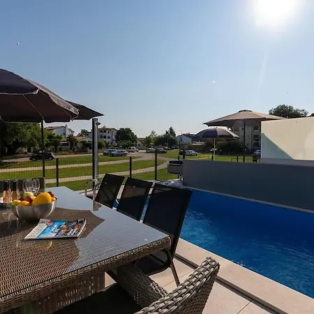 Casa Levant By Briskva Villa Funtana