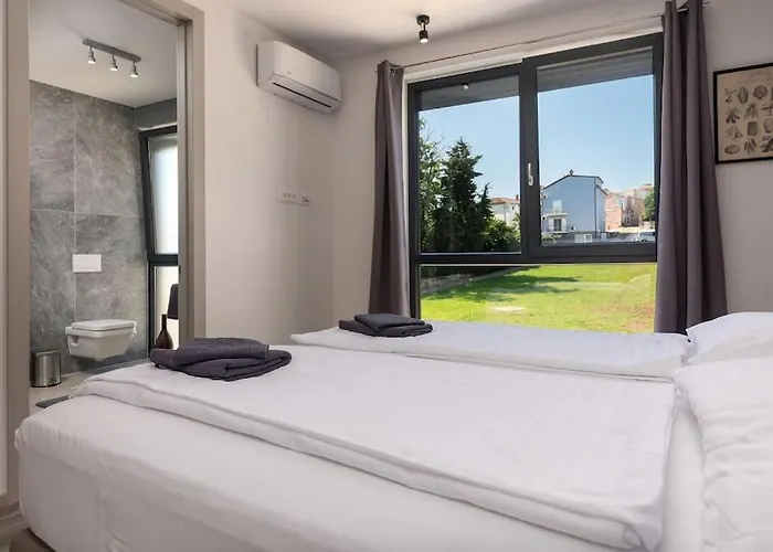 Casa Levant By Briskva Vila