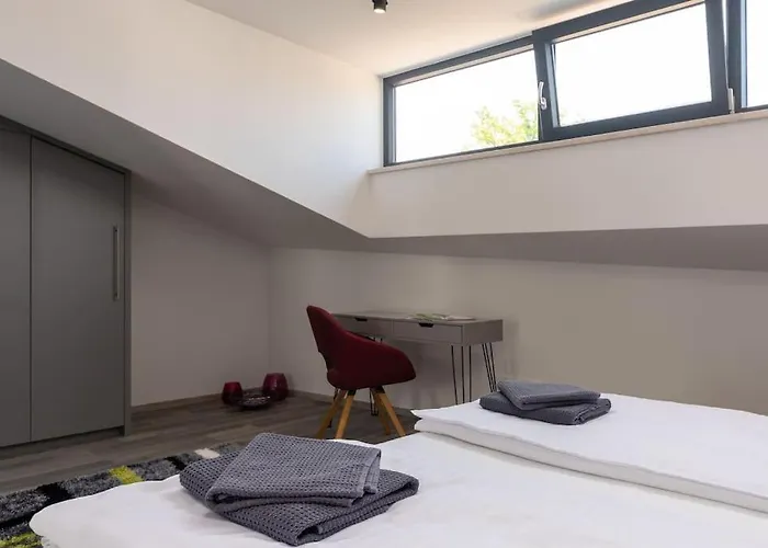 Casa Levant By Briskva Vila